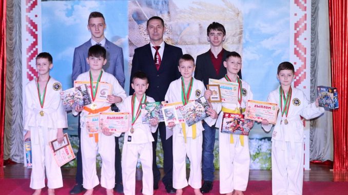 кореличи_шотокан_белый-тигр_каратэ_спорт_лисенок-лесик_23-февраля-37